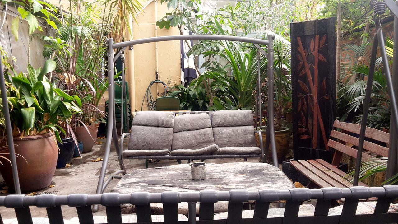 Pirates Backpackers Hostel Fremantle Ngoại thất bức ảnh