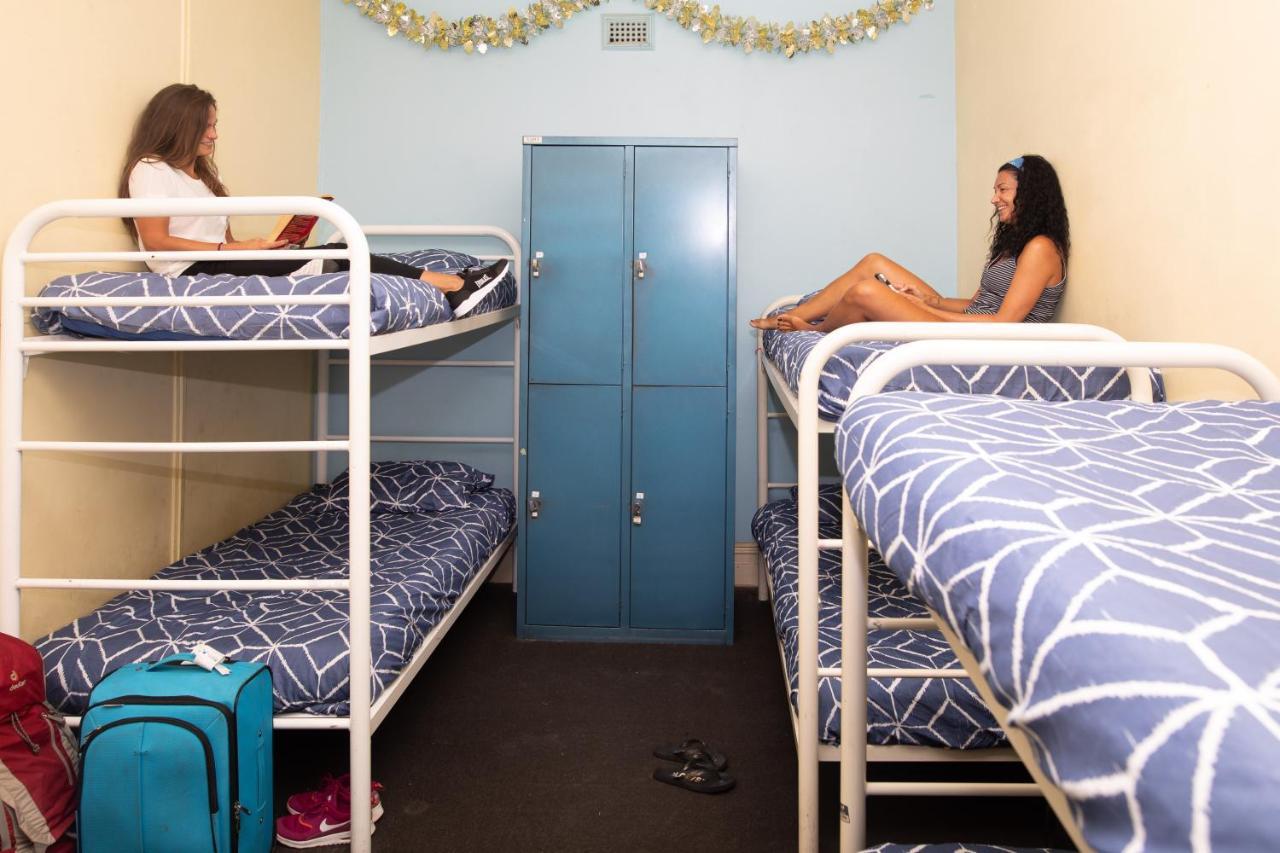 Pirates Backpackers Hostel Fremantle Ngoại thất bức ảnh