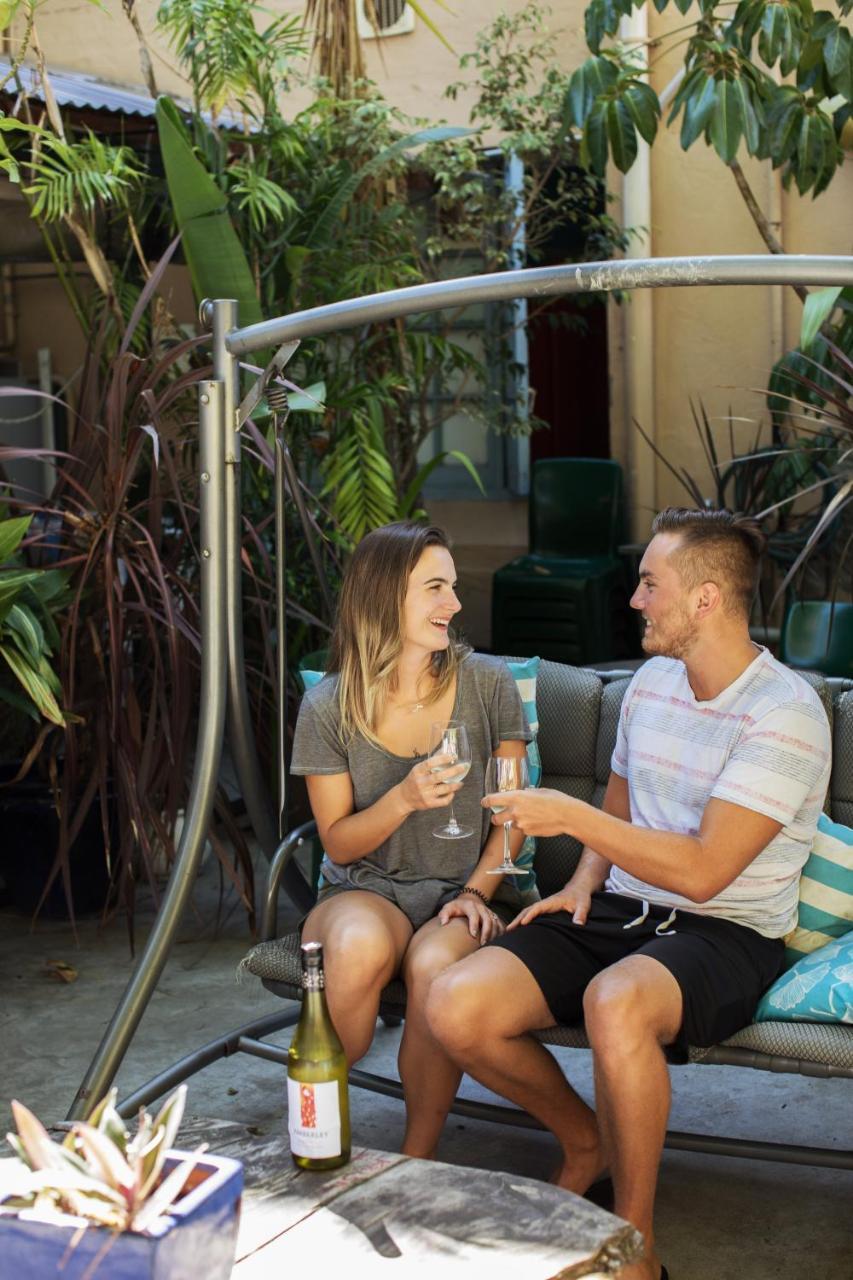 Pirates Backpackers Hostel Fremantle Ngoại thất bức ảnh